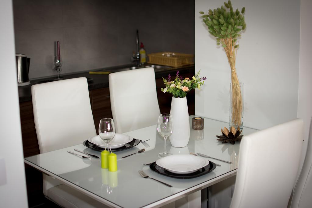 Apartment Mercedes Belgrado Camera foto
