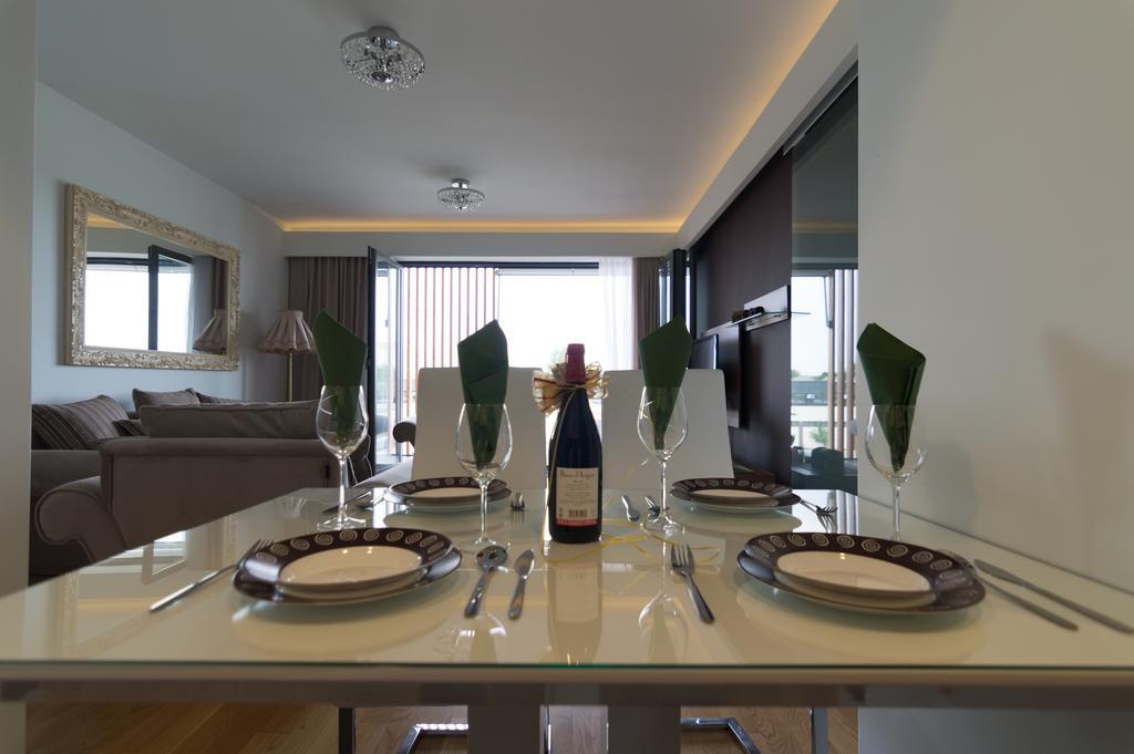 Apartment Mercedes Belgrado Camera foto